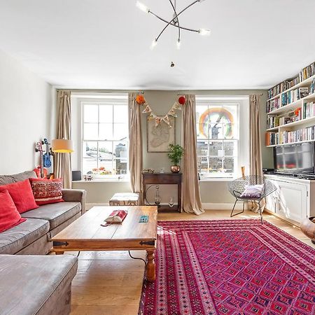 Apartamento Veeve - Cosy In The Heart Of Angel Londres Exterior foto