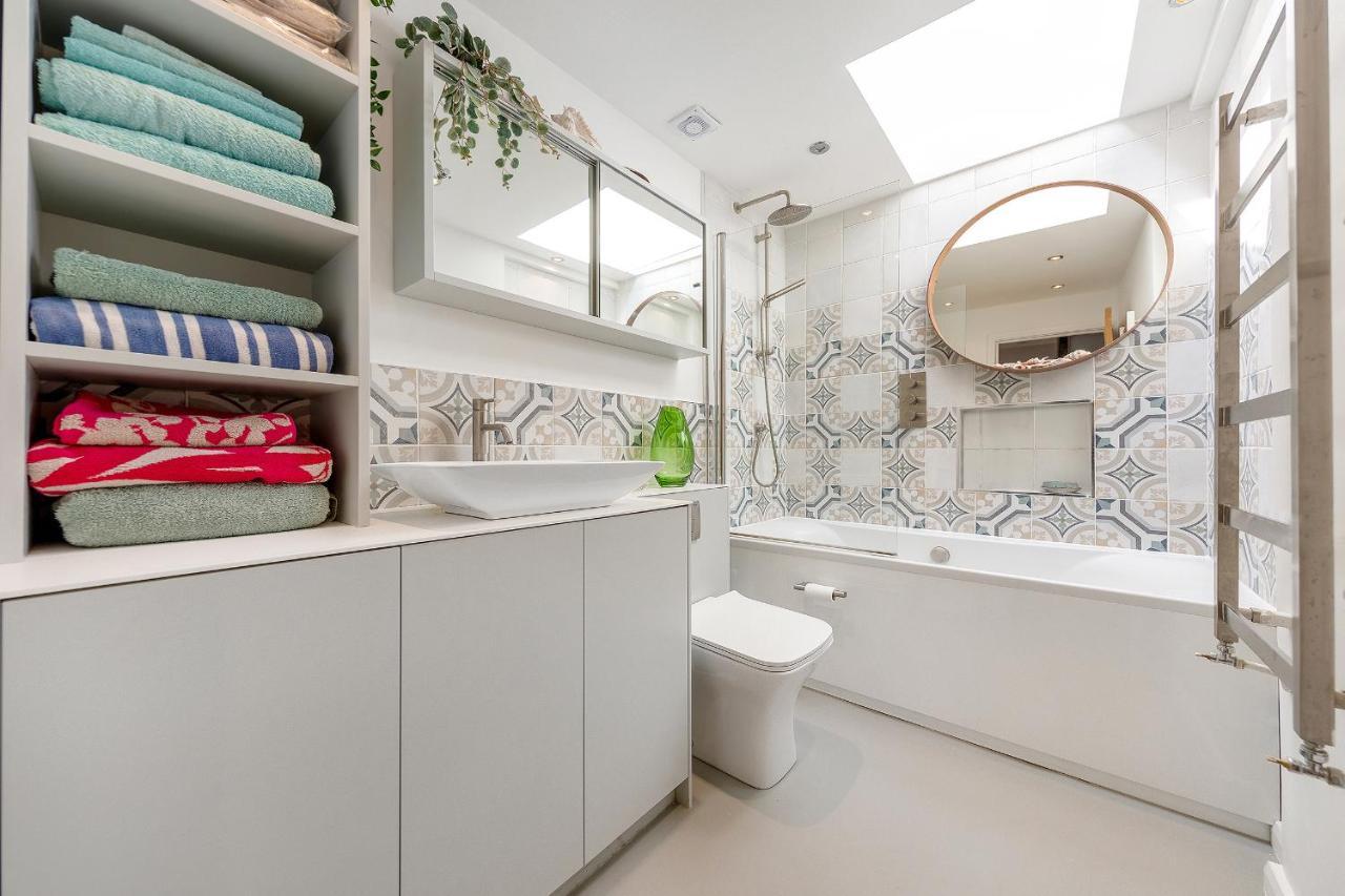 Apartamento Veeve - Cosy In The Heart Of Angel Londres Exterior foto